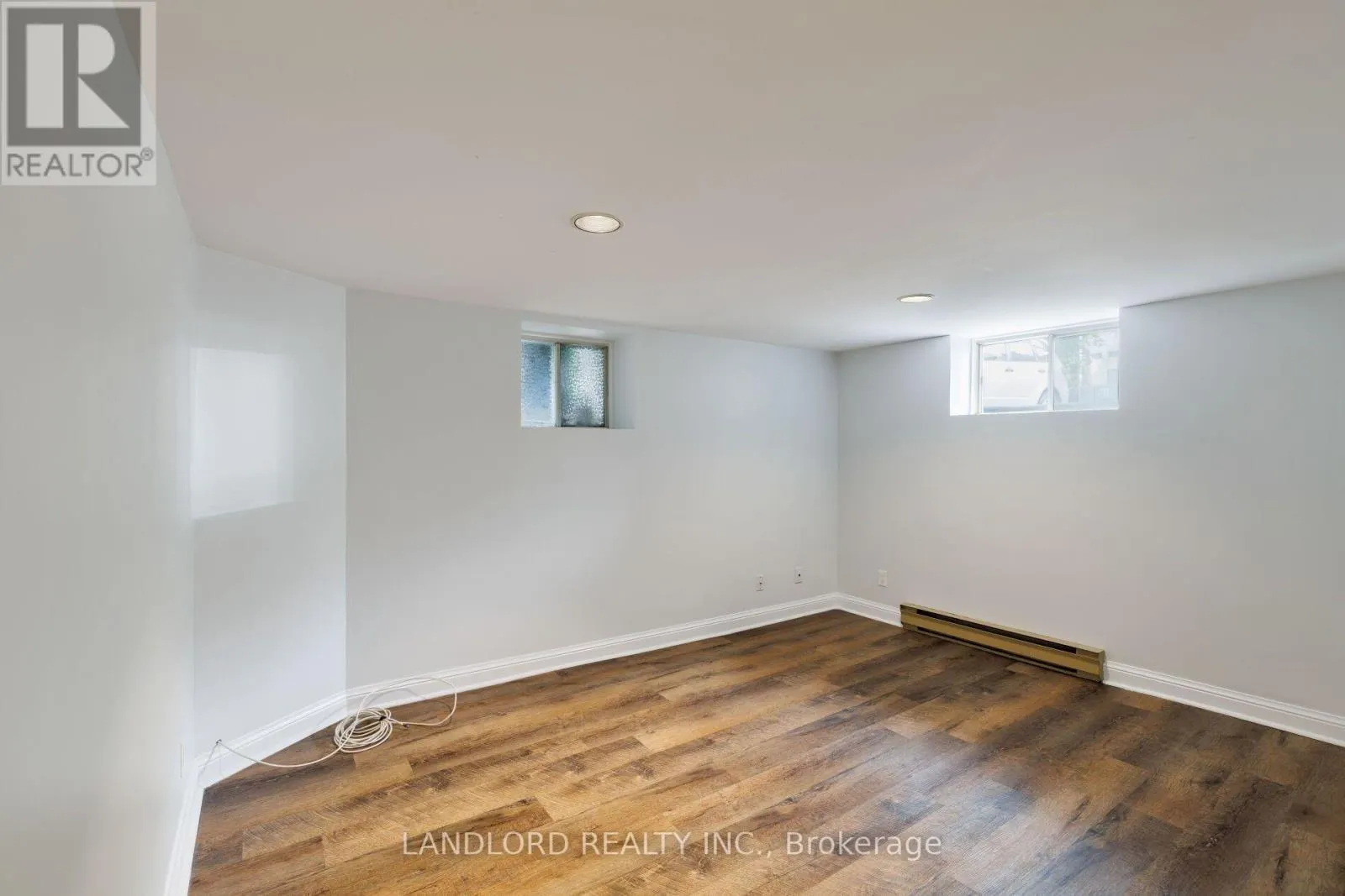 39 RIVERDALE AVENUE