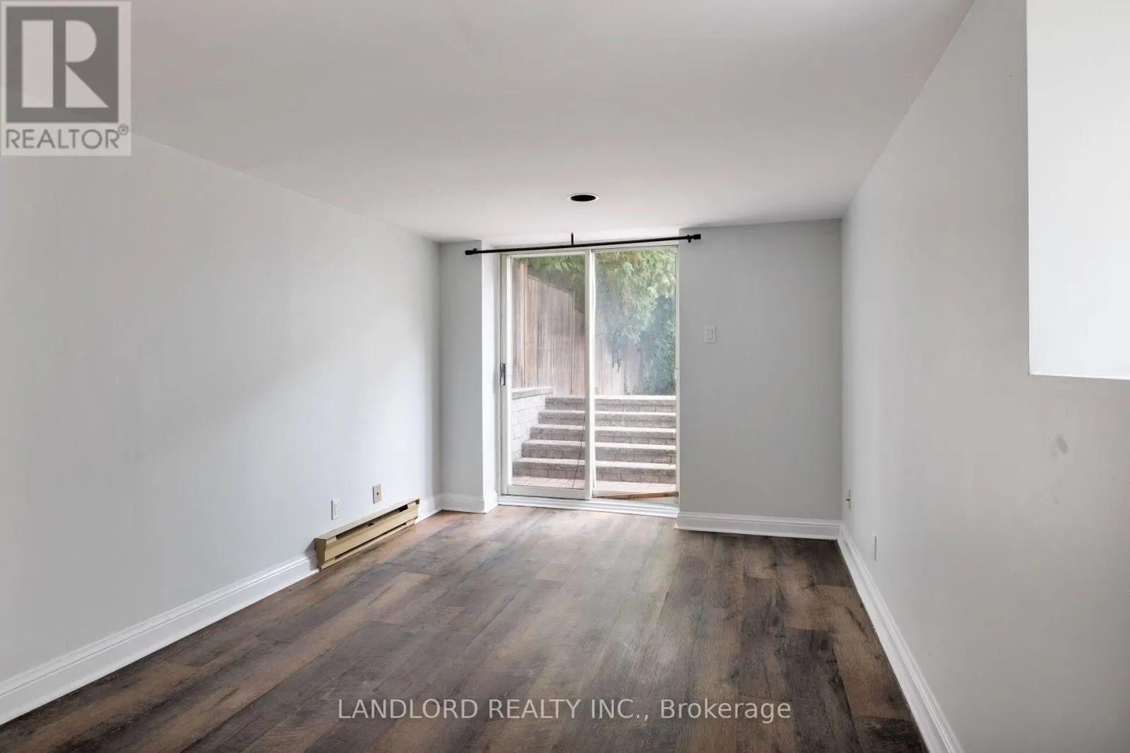 39 RIVERDALE AVENUE