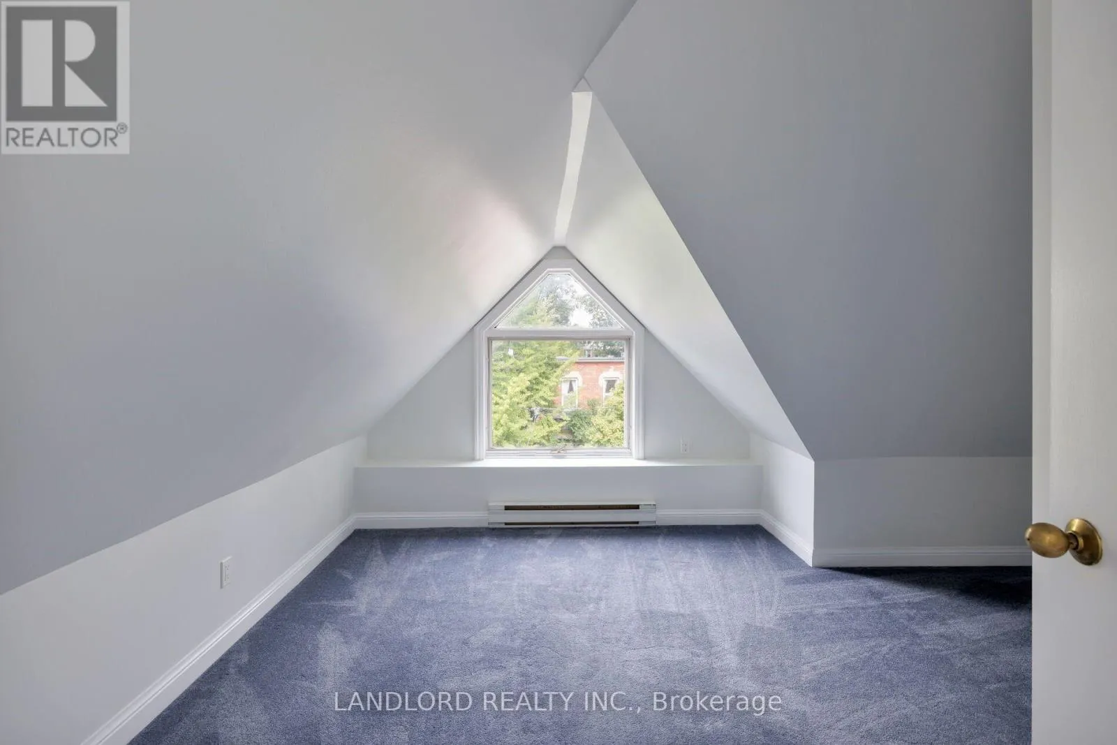39 RIVERDALE AVENUE