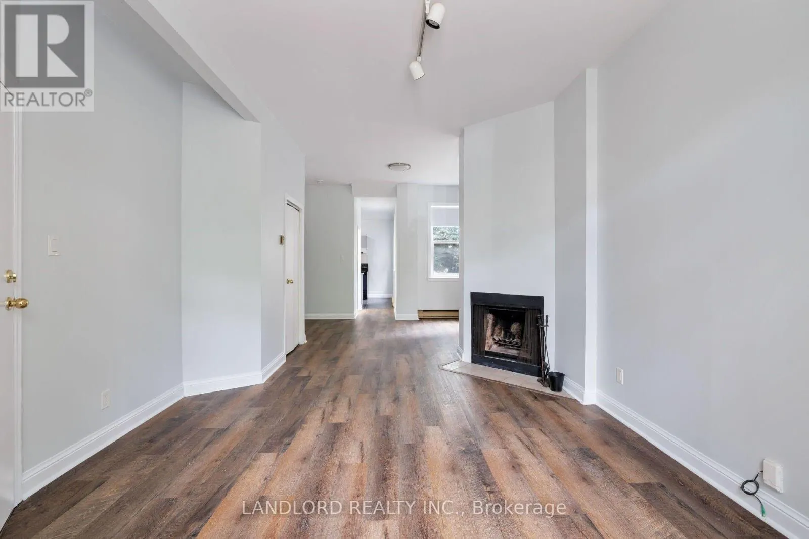 39 RIVERDALE AVENUE