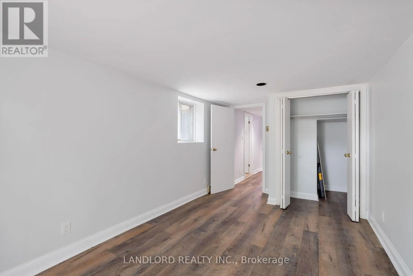 39 RIVERDALE AVENUE