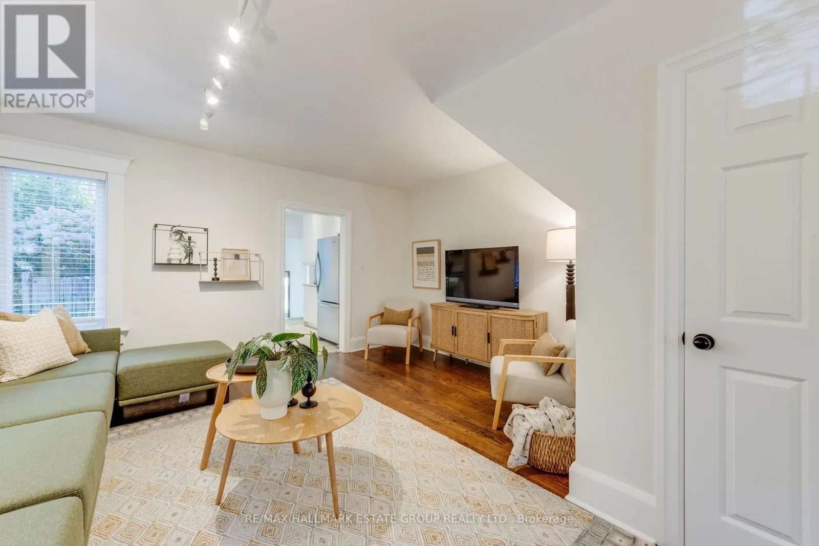 105 LEE AVENUE