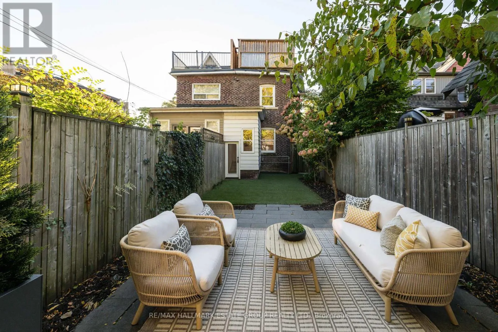 105 LEE AVENUE