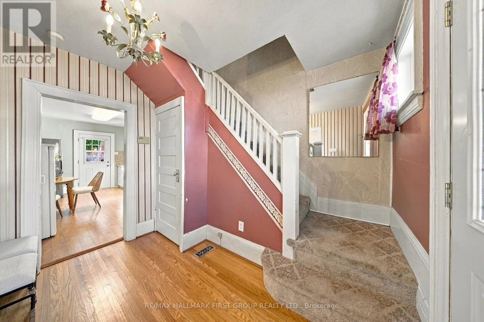 284 FRENCH STREET