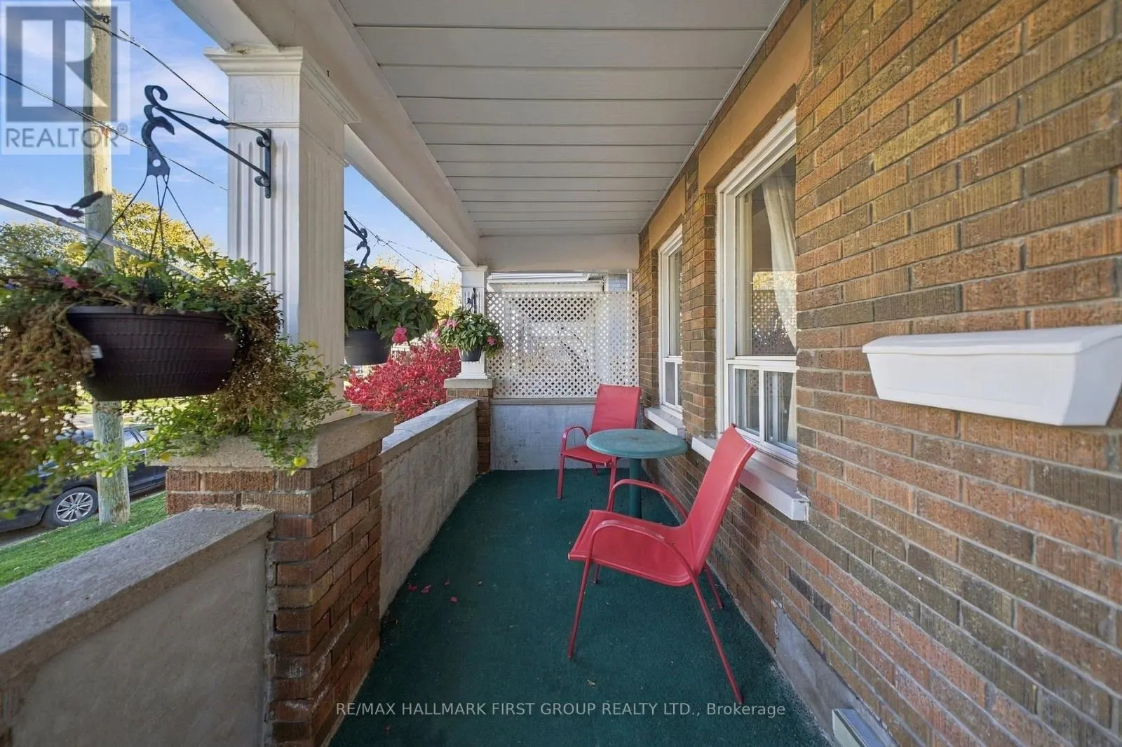 284 FRENCH STREET