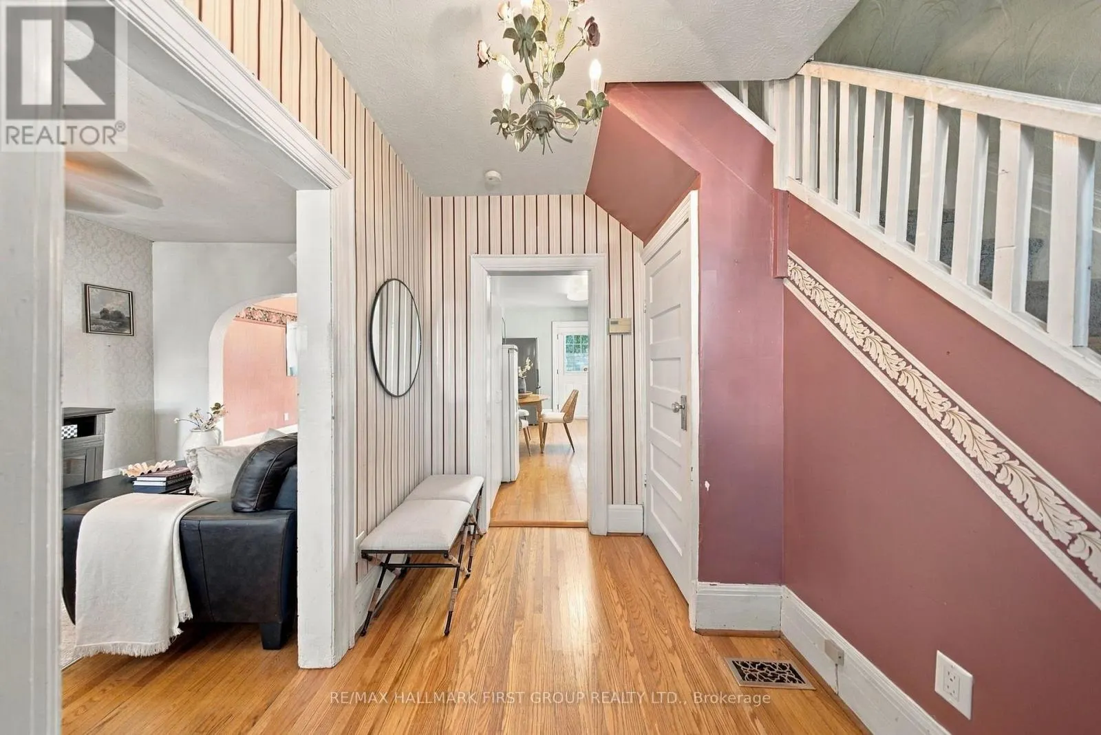 284 FRENCH STREET