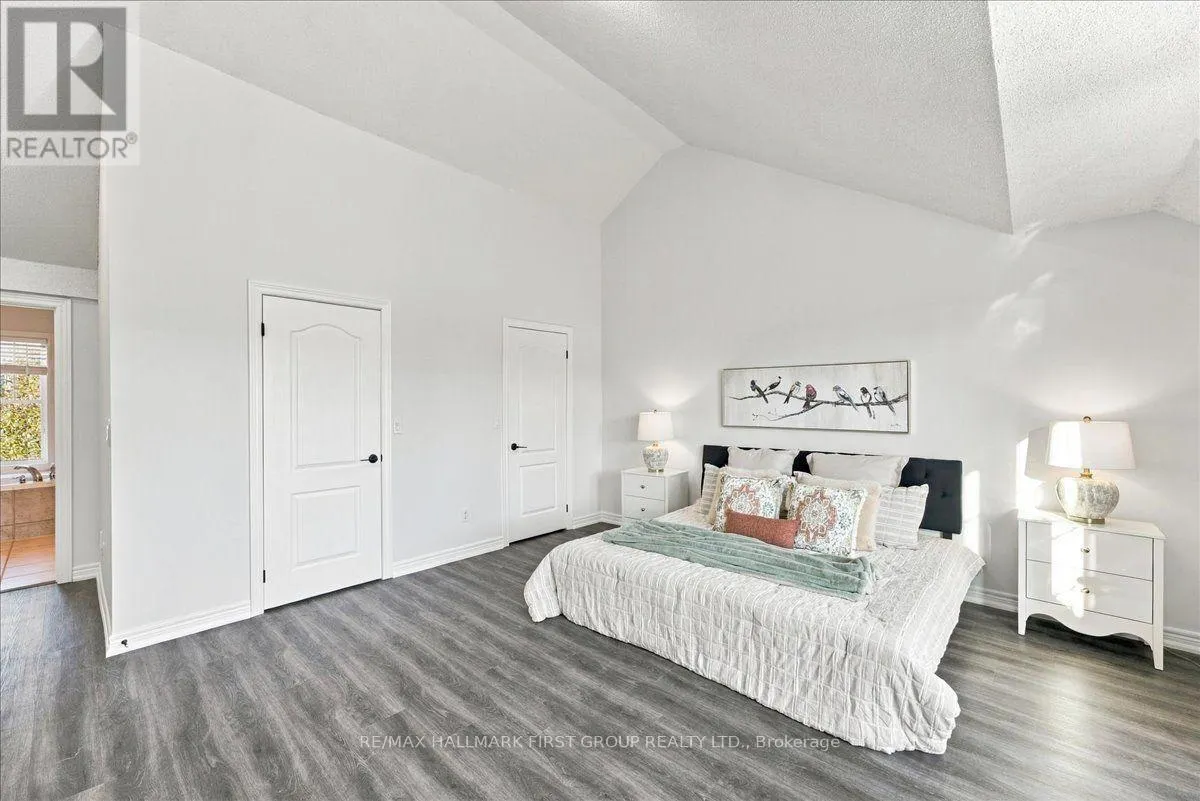 21 - 1295 WHARF STREET