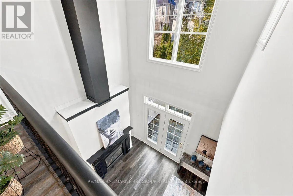 21 - 1295 WHARF STREET