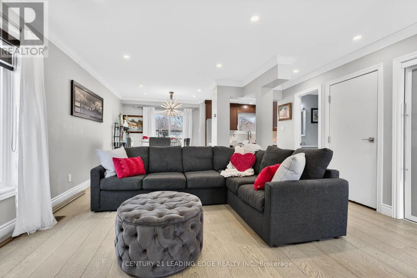 46 HUMPHREY DRIVE