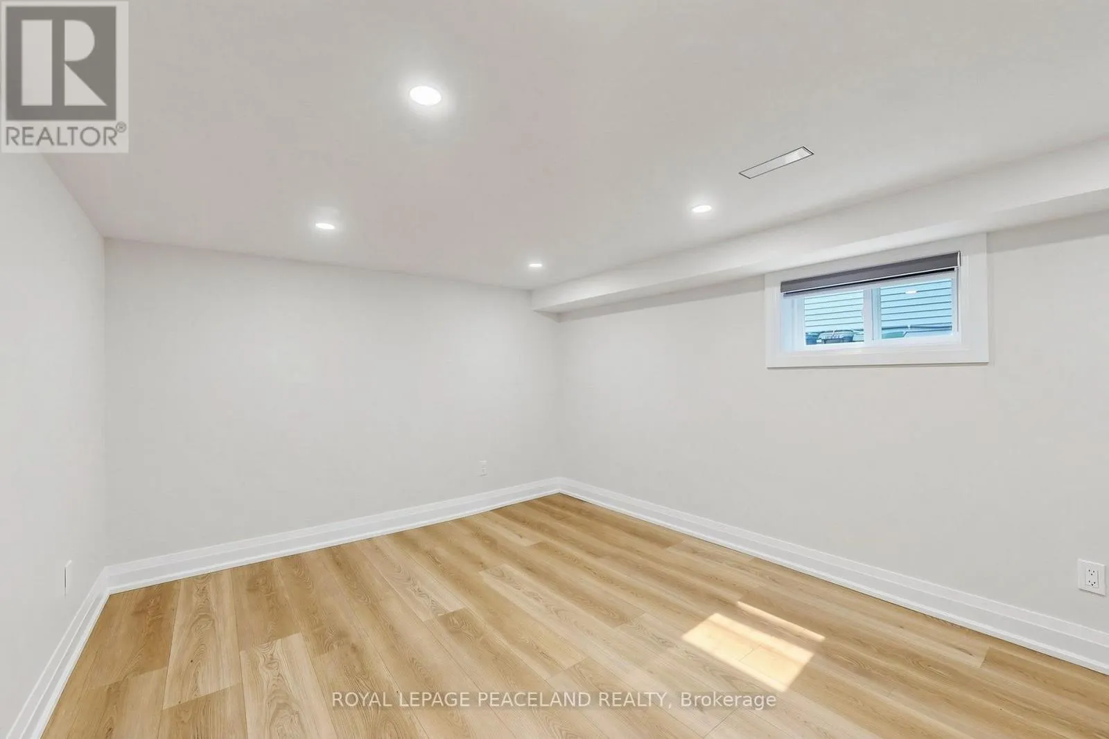 5 HERBERT AVENUE
