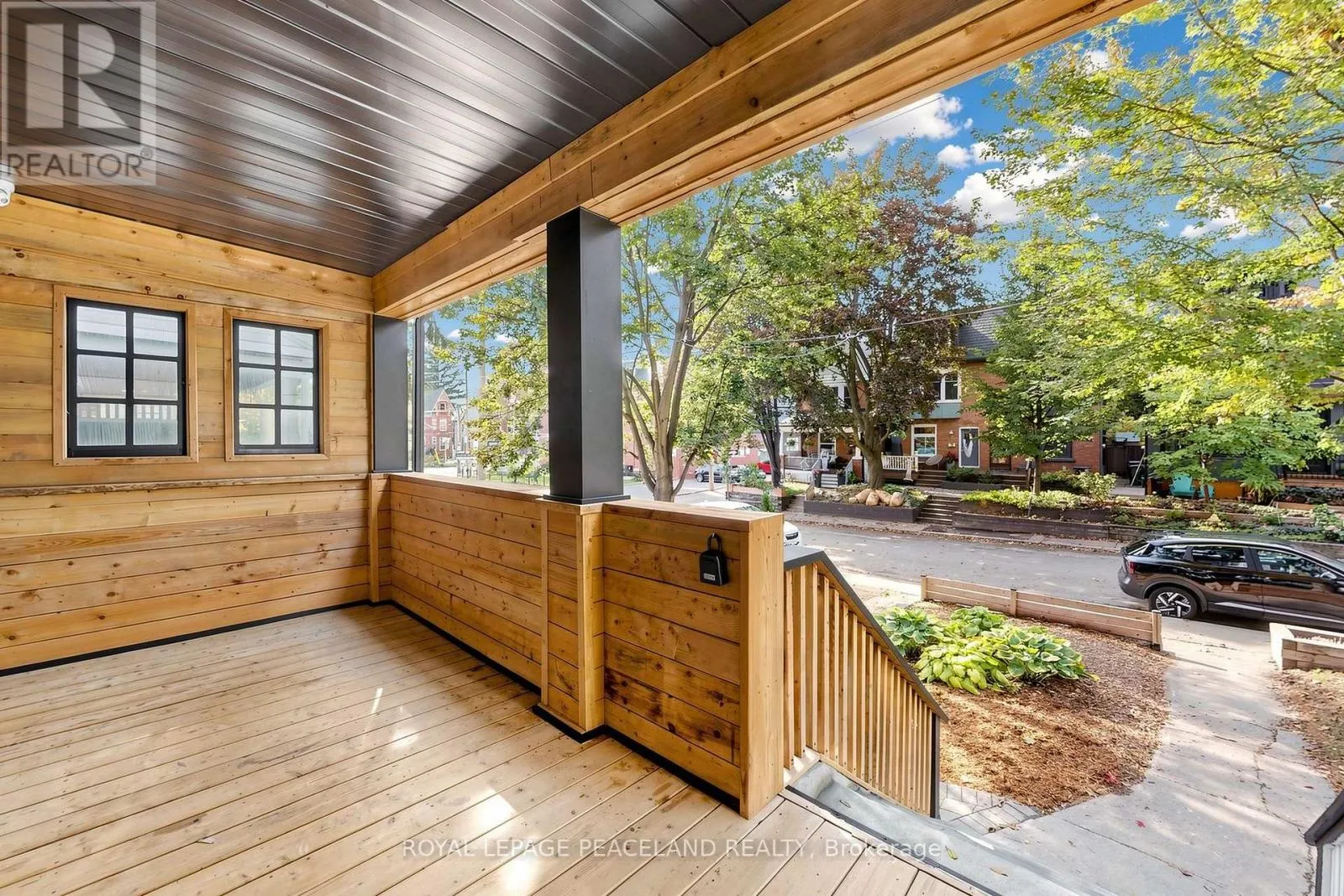 5 HERBERT AVENUE