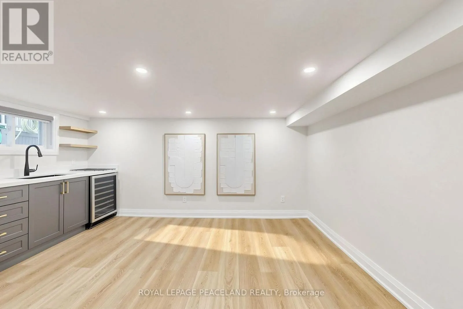 5 HERBERT AVENUE