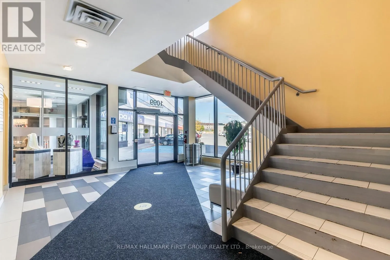 #210 - 1099 KINGSTON ROAD