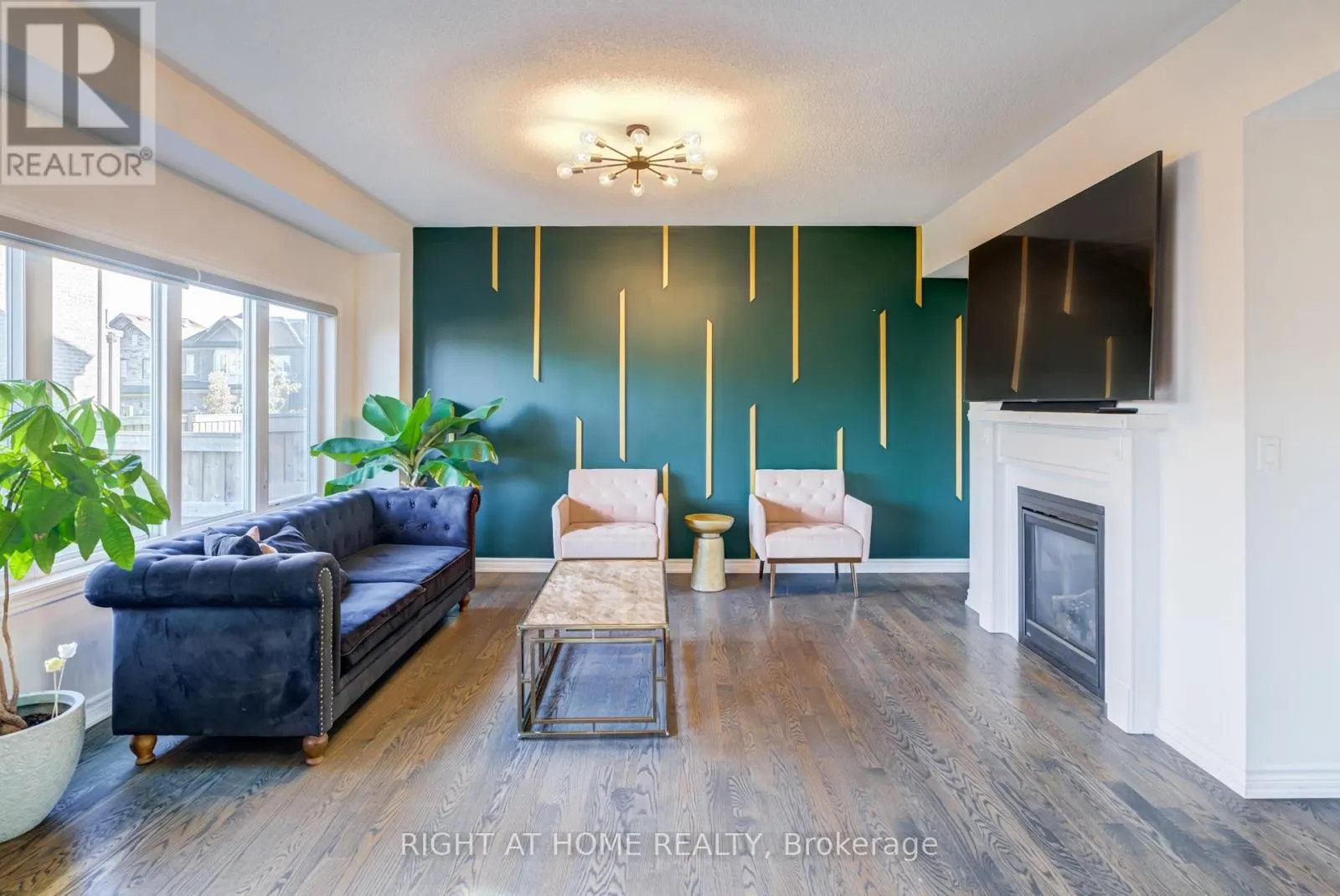 171 CROMBIE STREET