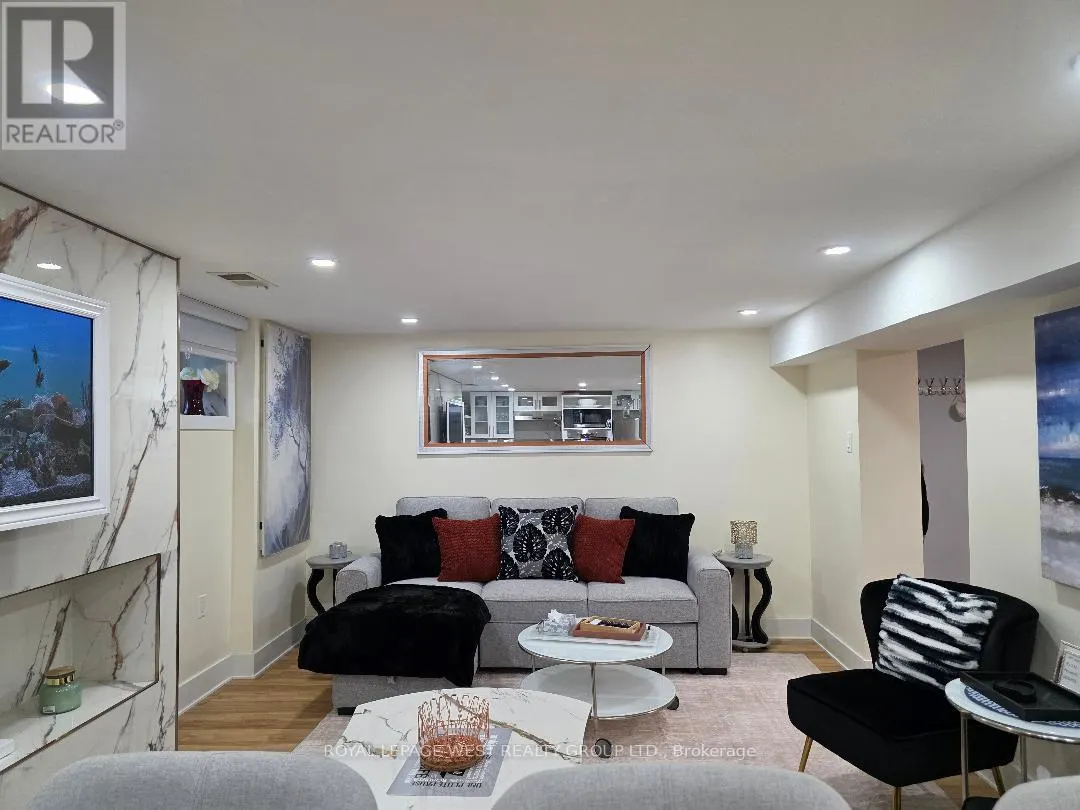 LOWER LEVEL - 19 BARNES CRESCENT