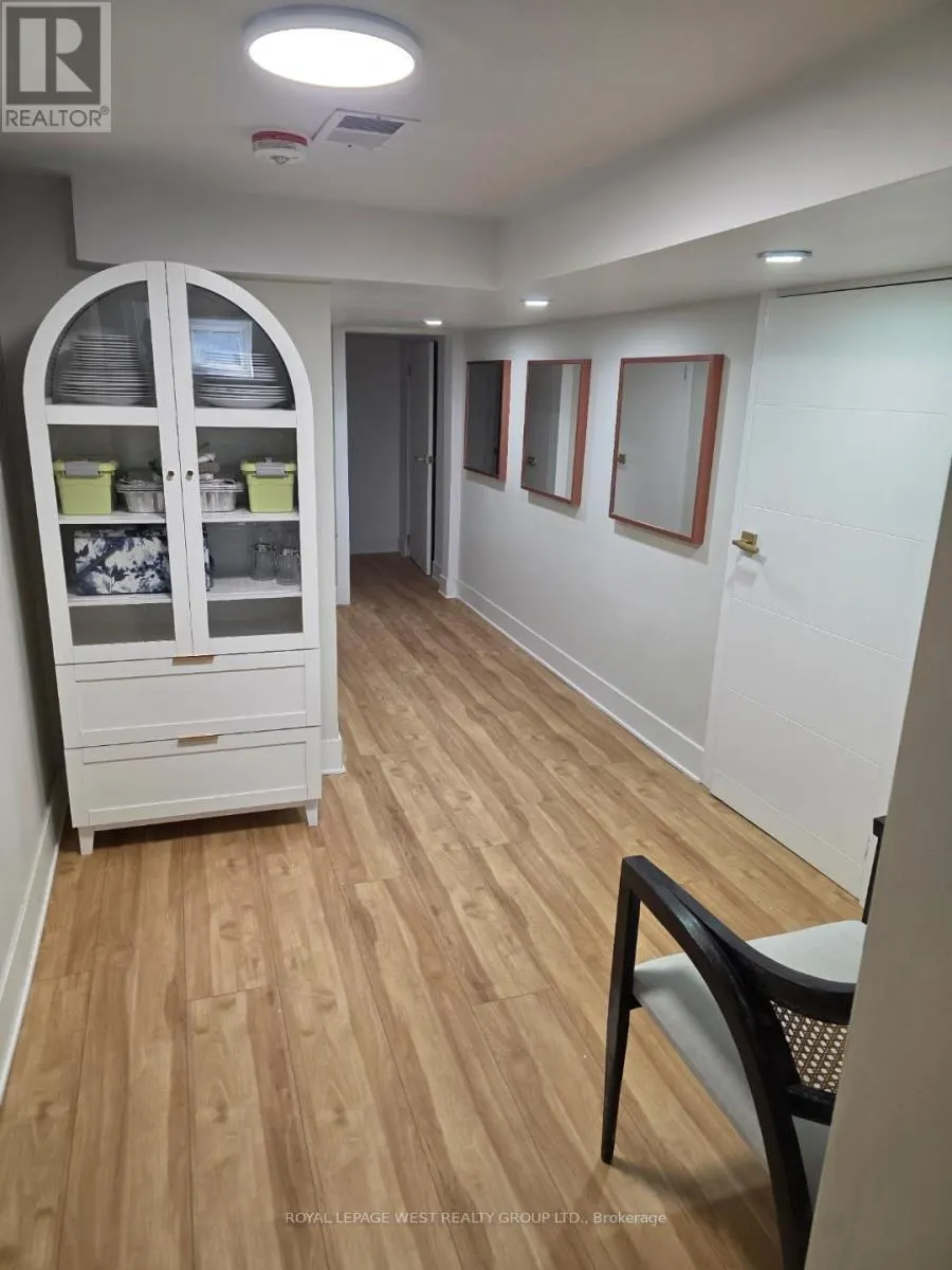 LOWER LEVEL - 19 BARNES CRESCENT
