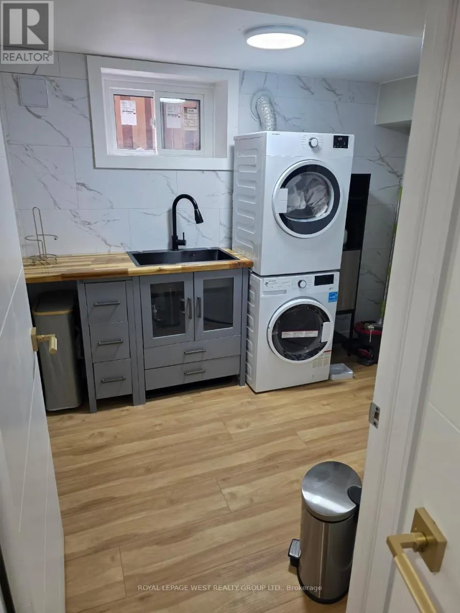 LOWER LEVEL - 19 BARNES CRESCENT