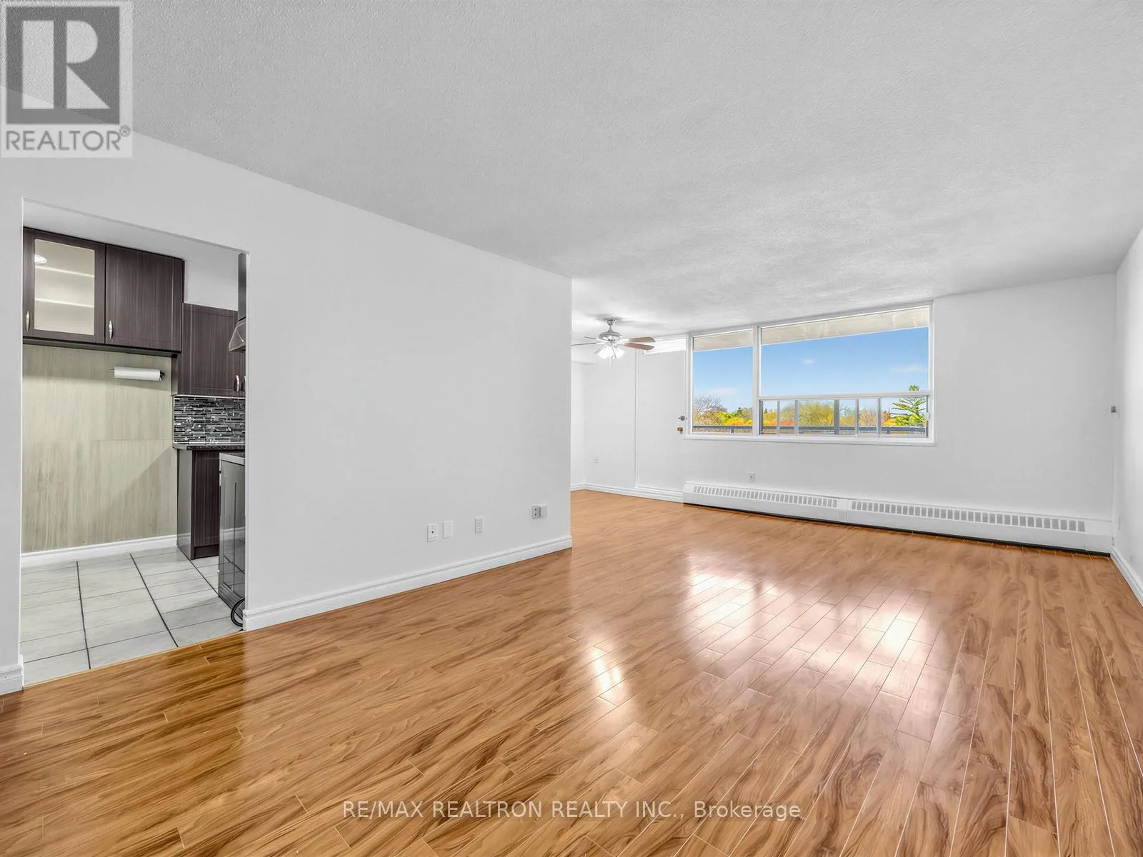501 - 180 MARKHAM ROAD