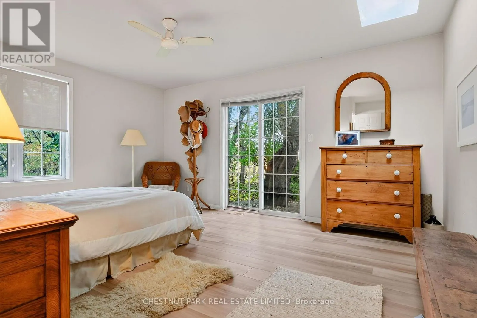 3797 LAKESHORE ROAD