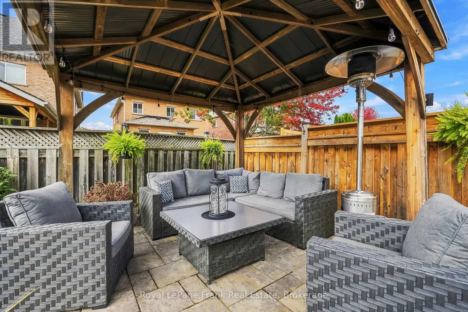 43 GLENHAVEN COURT