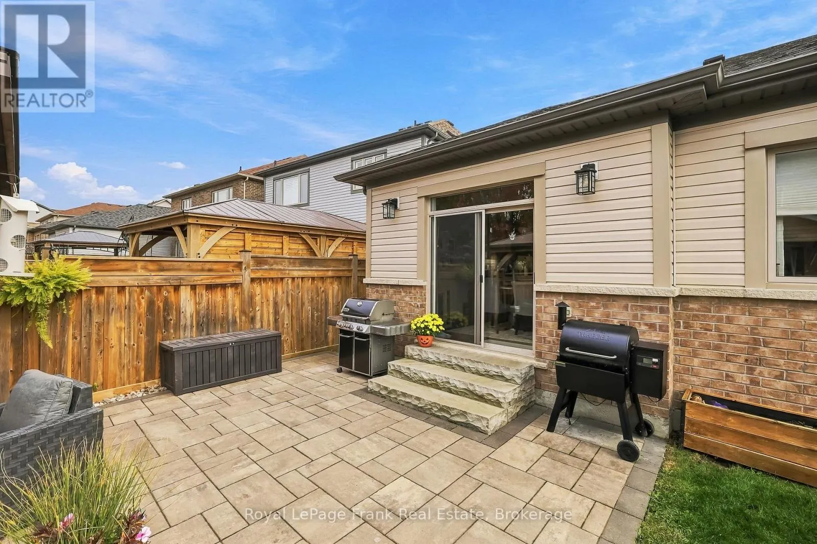 43 GLENHAVEN COURT
