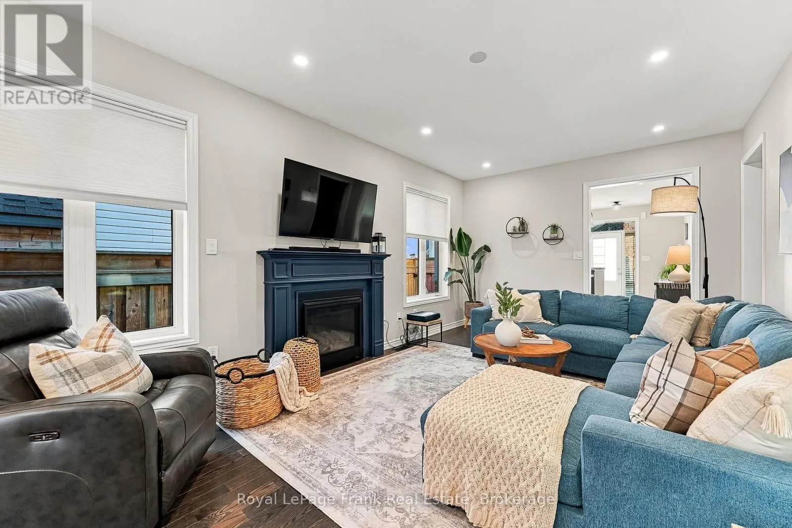 43 GLENHAVEN COURT