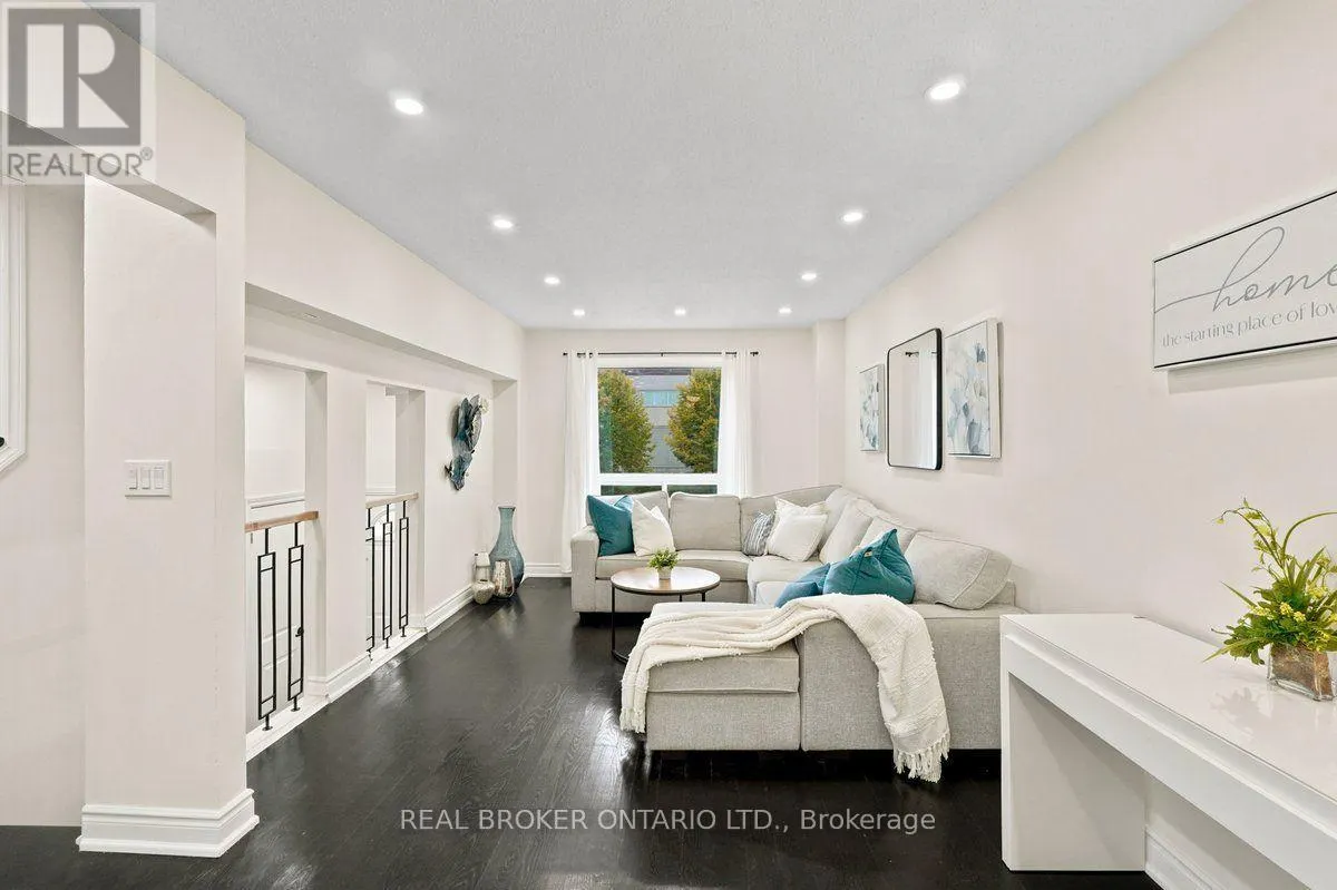 27 COLLINSGROVE ROAD