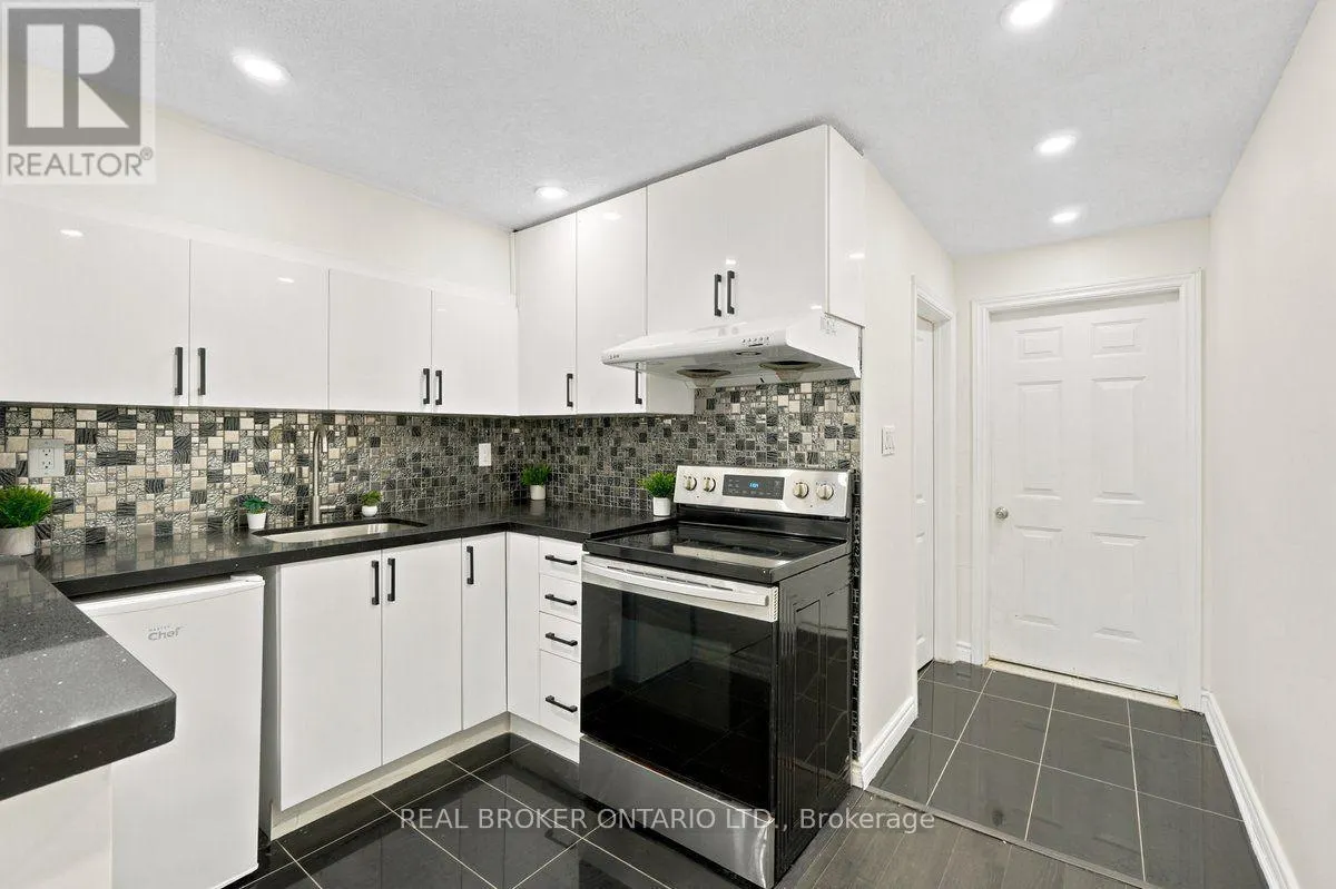 27 COLLINSGROVE ROAD