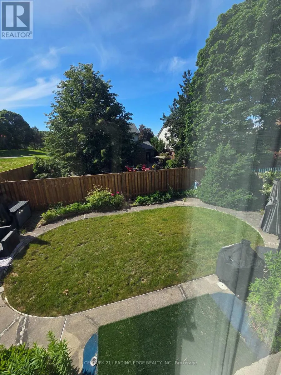 85 PANTER CRESCENT