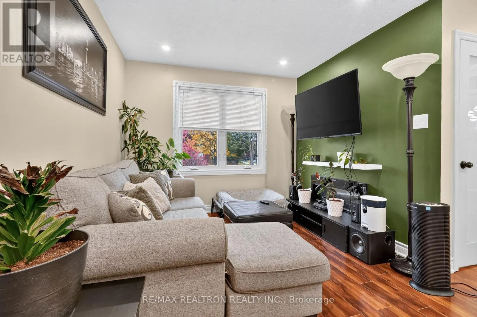 278 LAKEVIEW PARK AVENUE