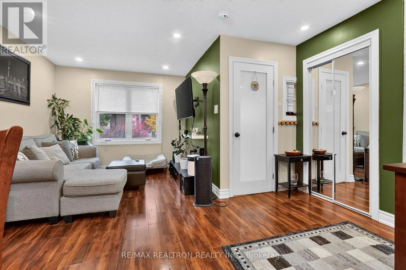278 LAKEVIEW PARK AVENUE