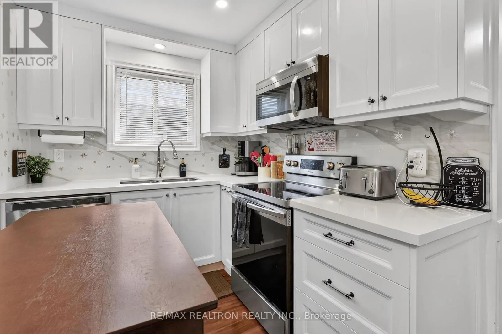 278 LAKEVIEW PARK AVENUE
