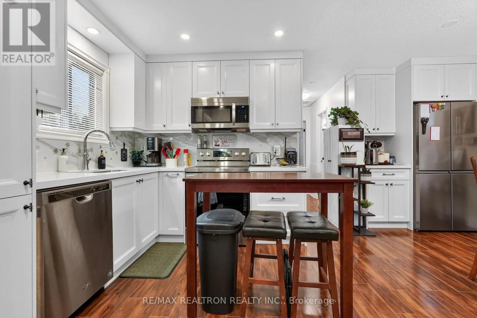 278 LAKEVIEW PARK AVENUE