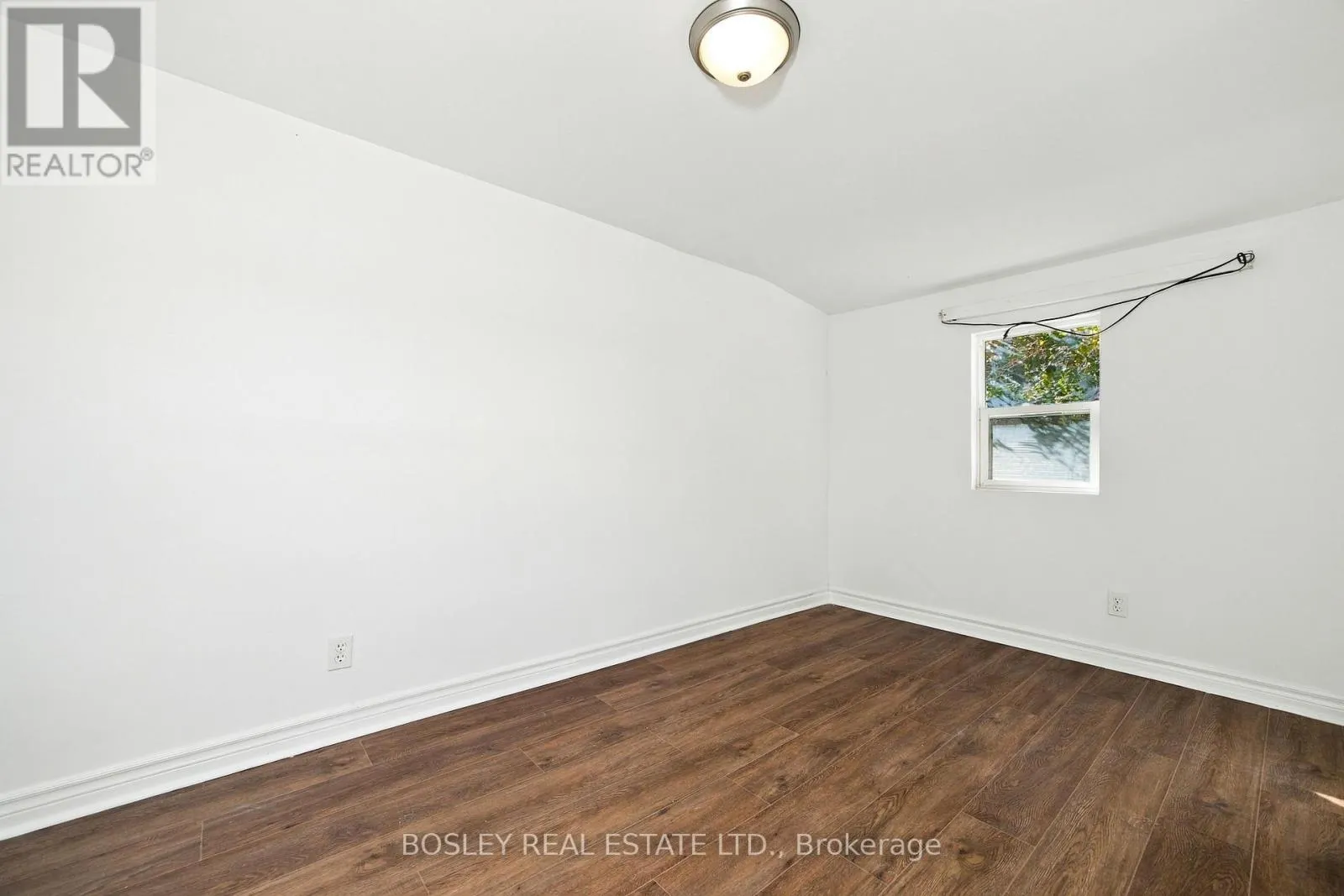 114 RHODES AVENUE