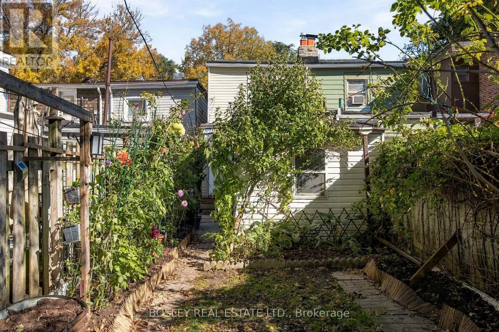 114 RHODES AVENUE