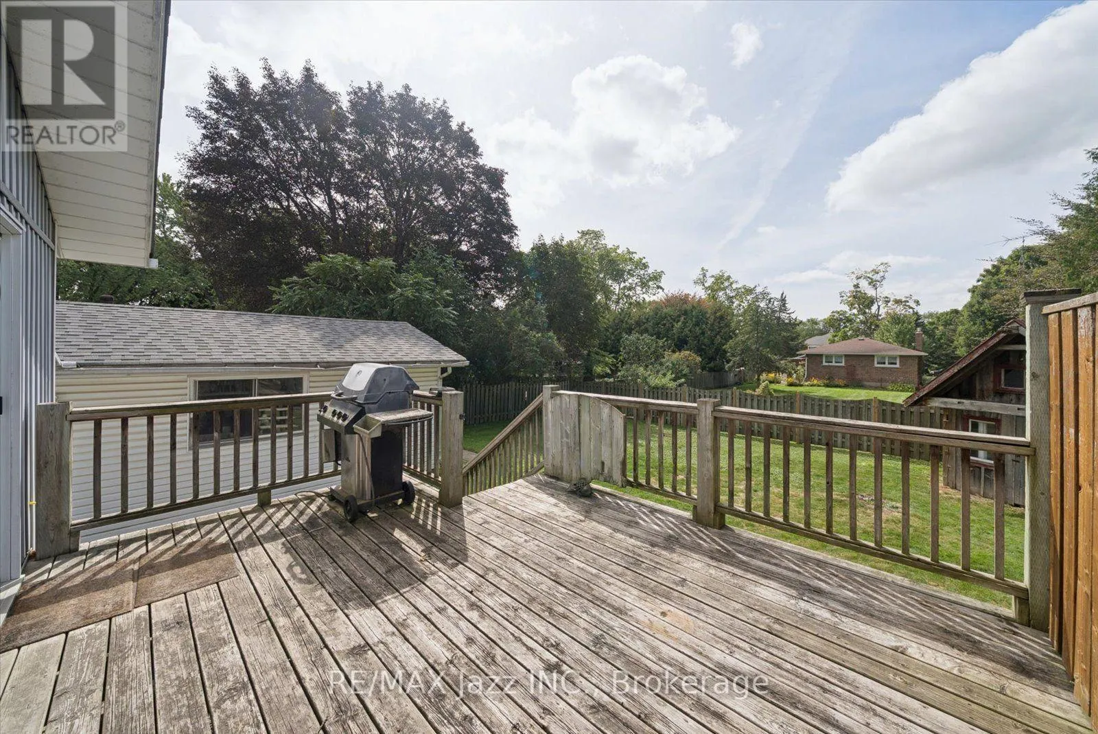 354 BEAVER STREET S