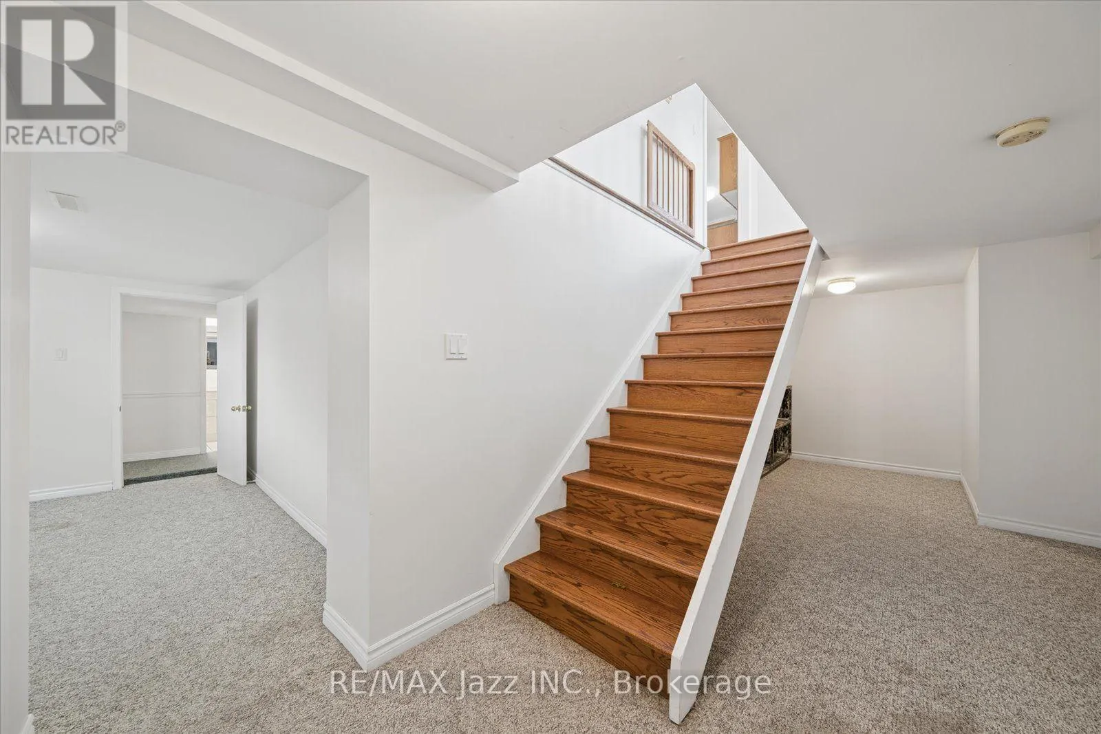 354 BEAVER STREET S