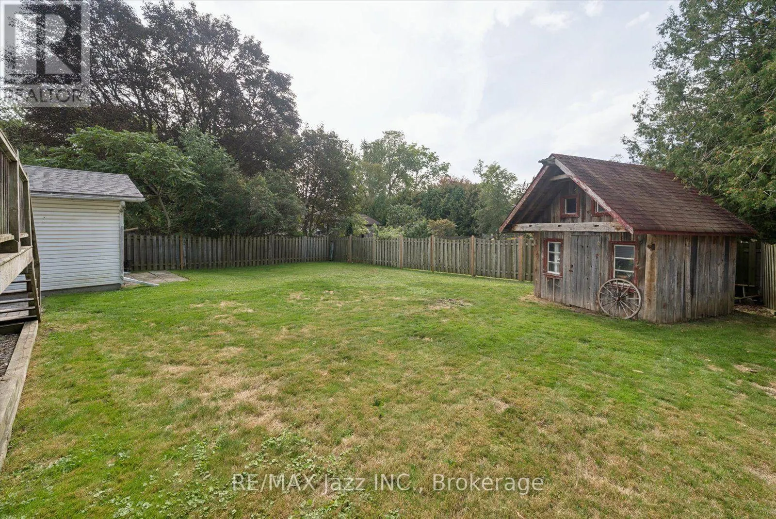 354 BEAVER STREET S