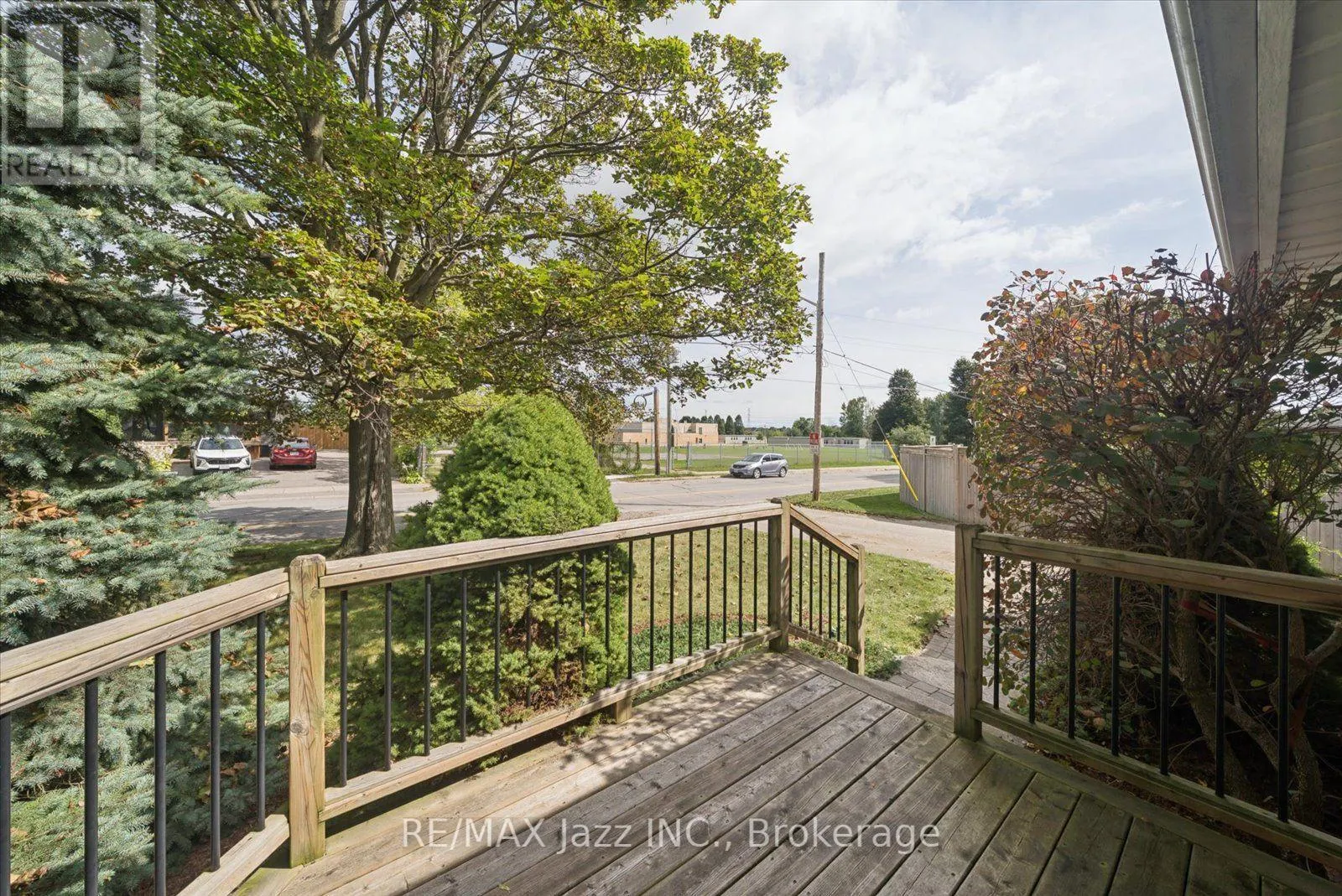 354 BEAVER STREET S