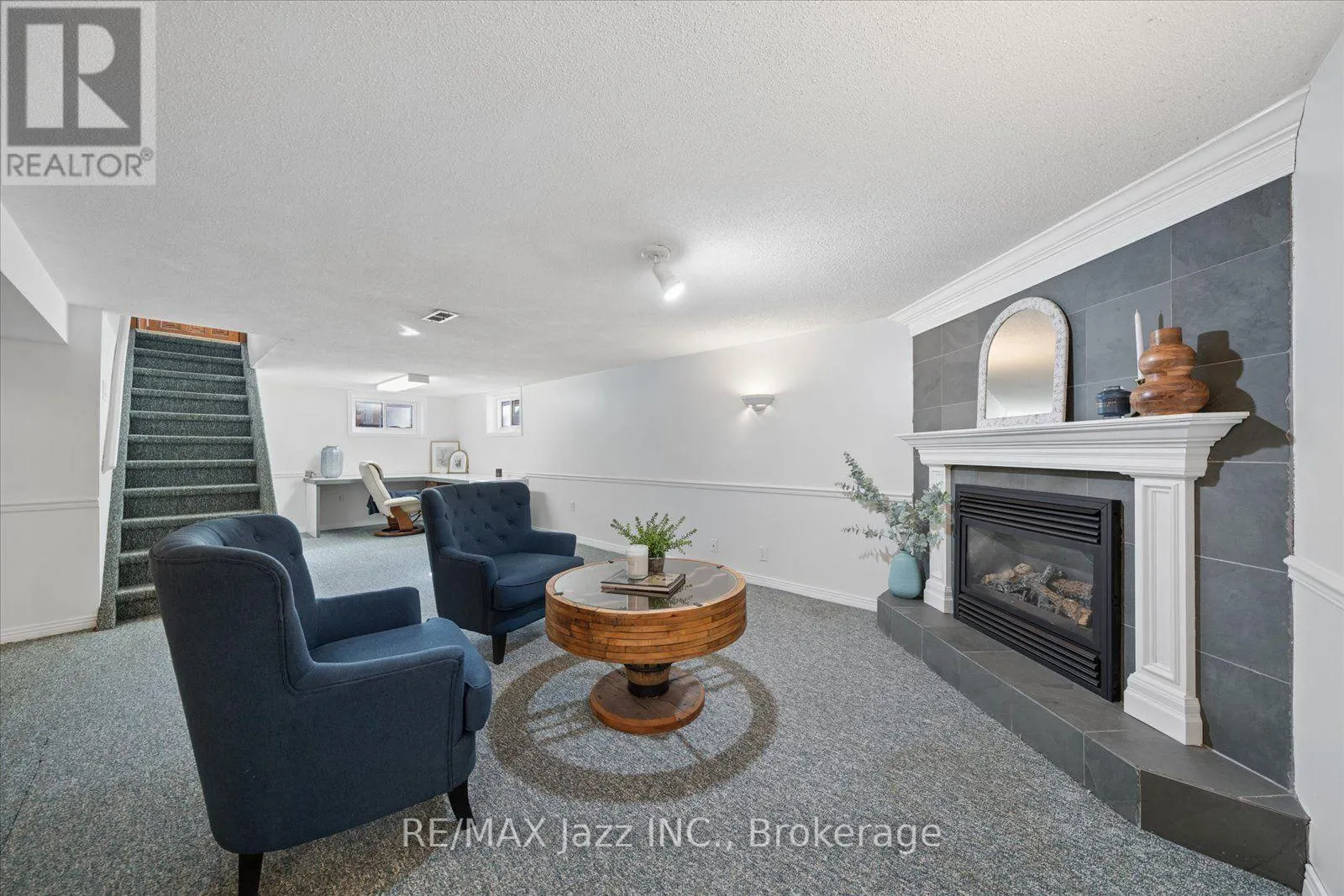 354 BEAVER STREET S