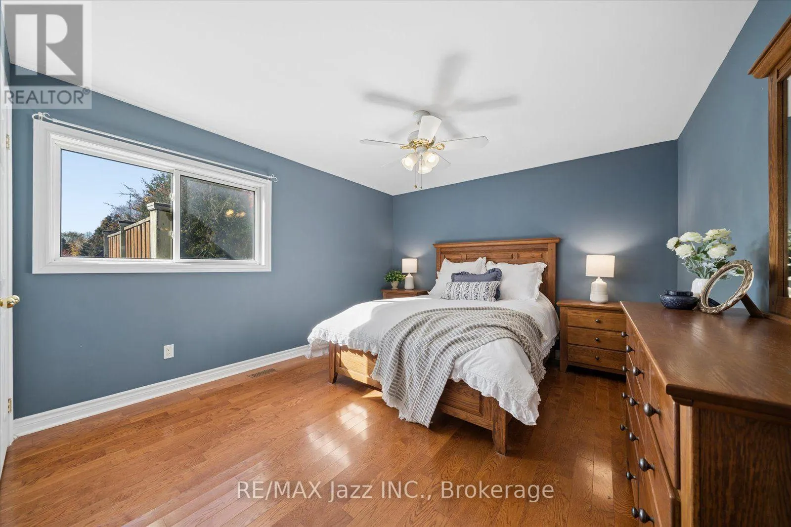 354 BEAVER STREET S