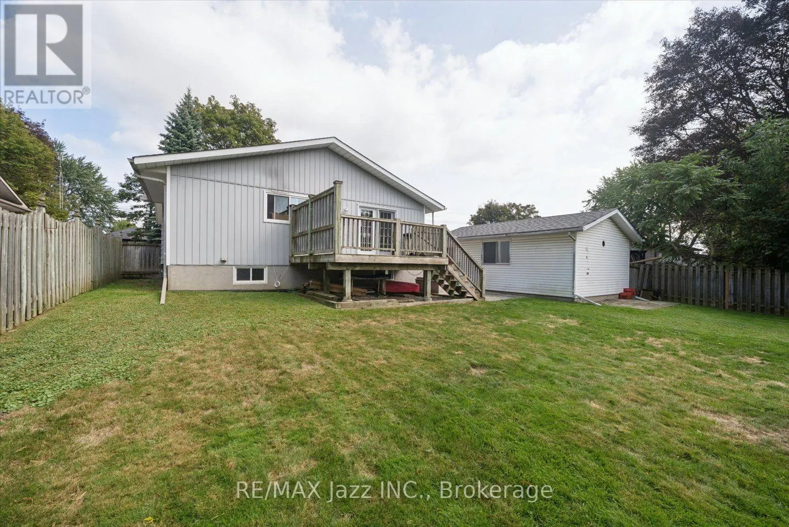 354 BEAVER STREET S