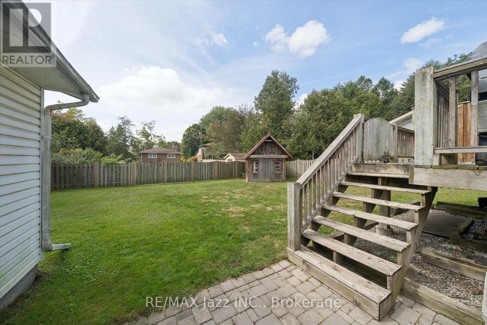 354 BEAVER STREET S