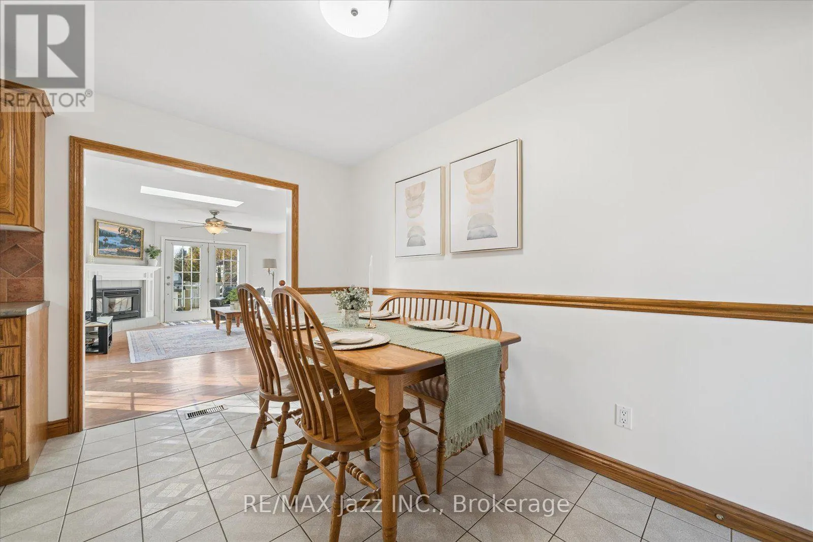 354 BEAVER STREET S