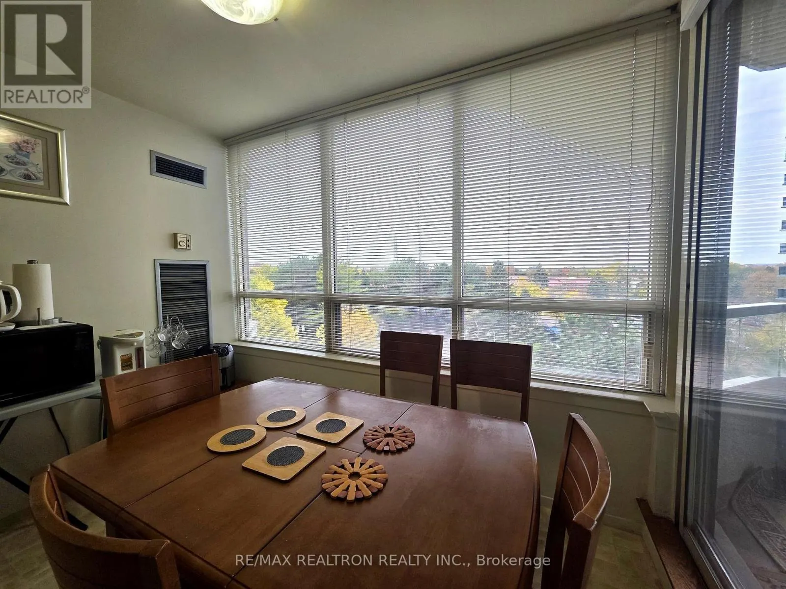 515 - 175 BAMBURGH CIRCLE