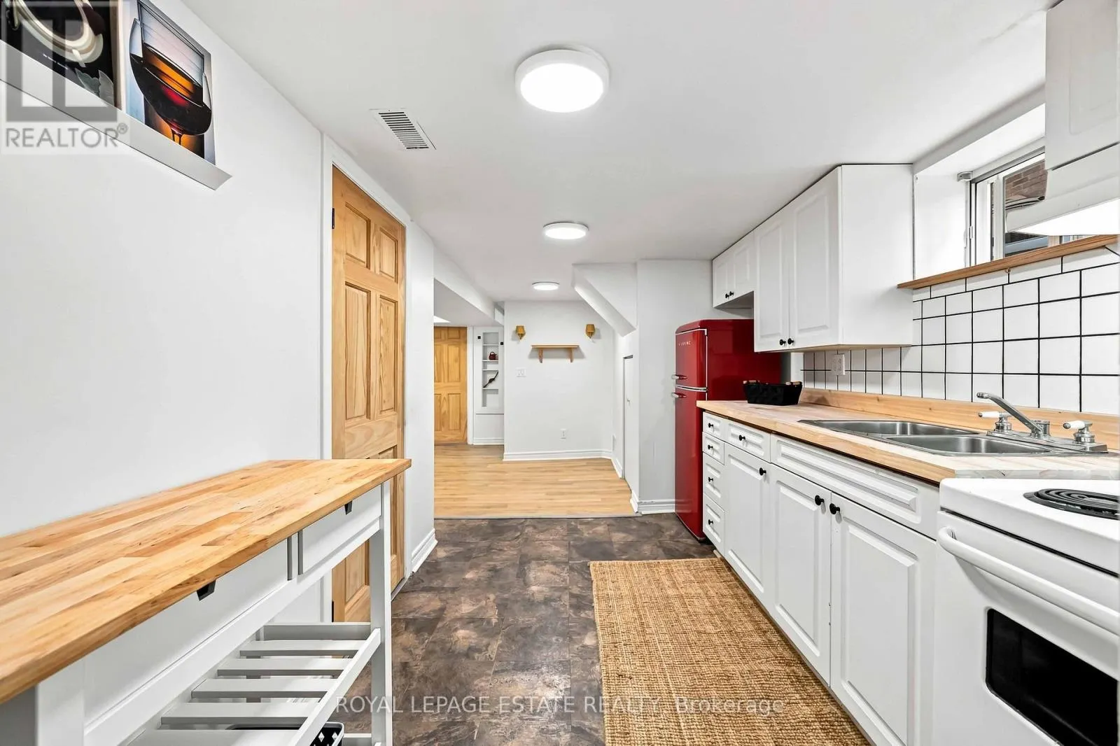 LOWER - 17 ARDEN CRESCENT