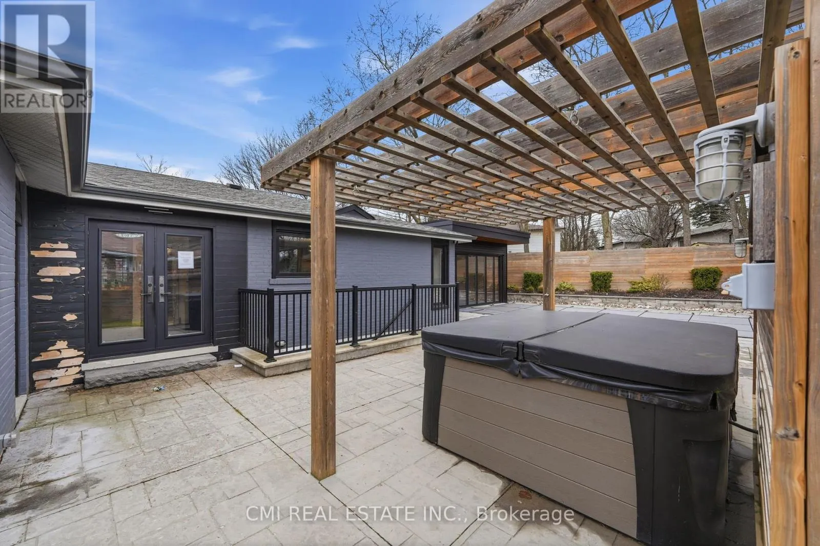 23 LOGSTONE CRESCENT