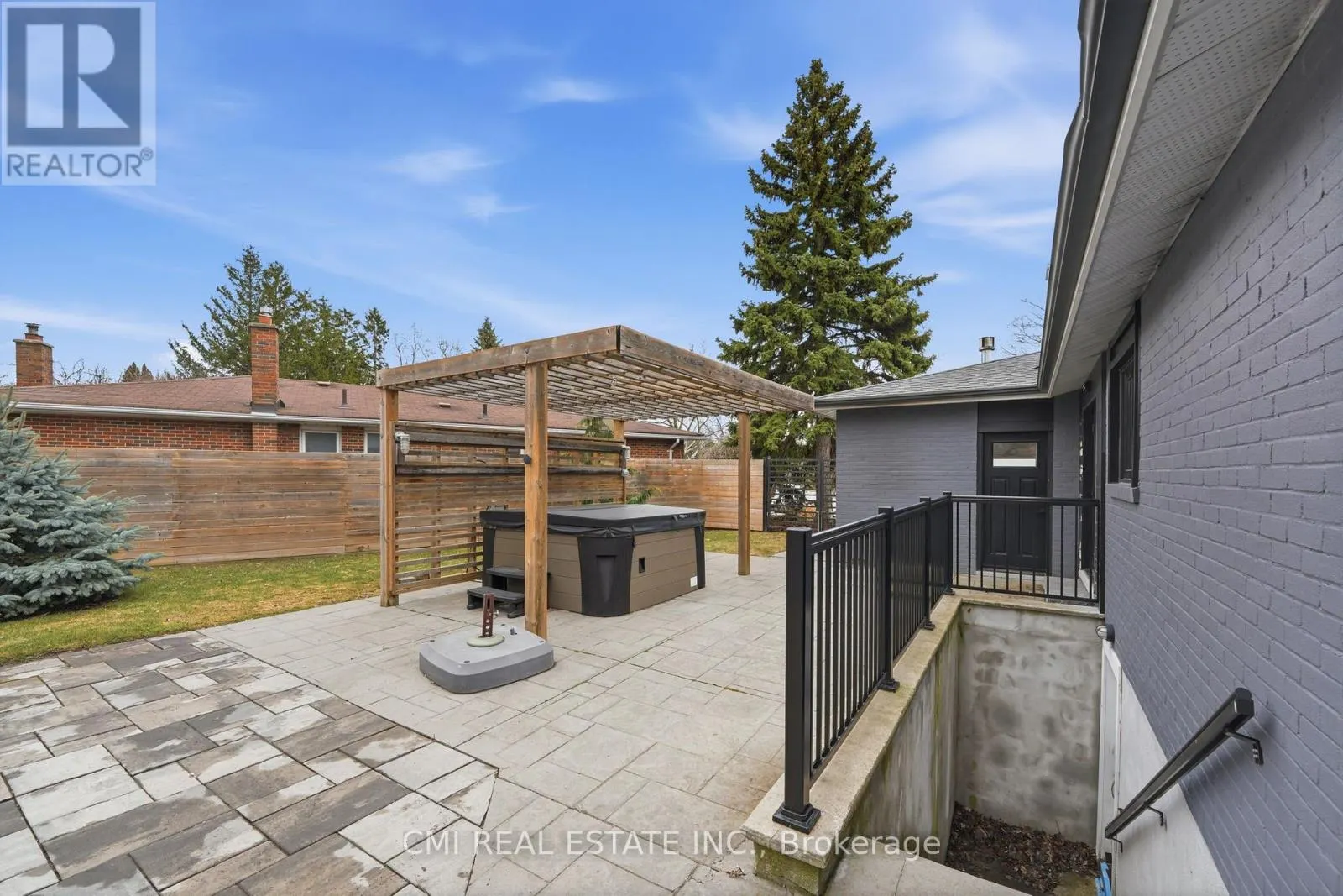 23 LOGSTONE CRESCENT