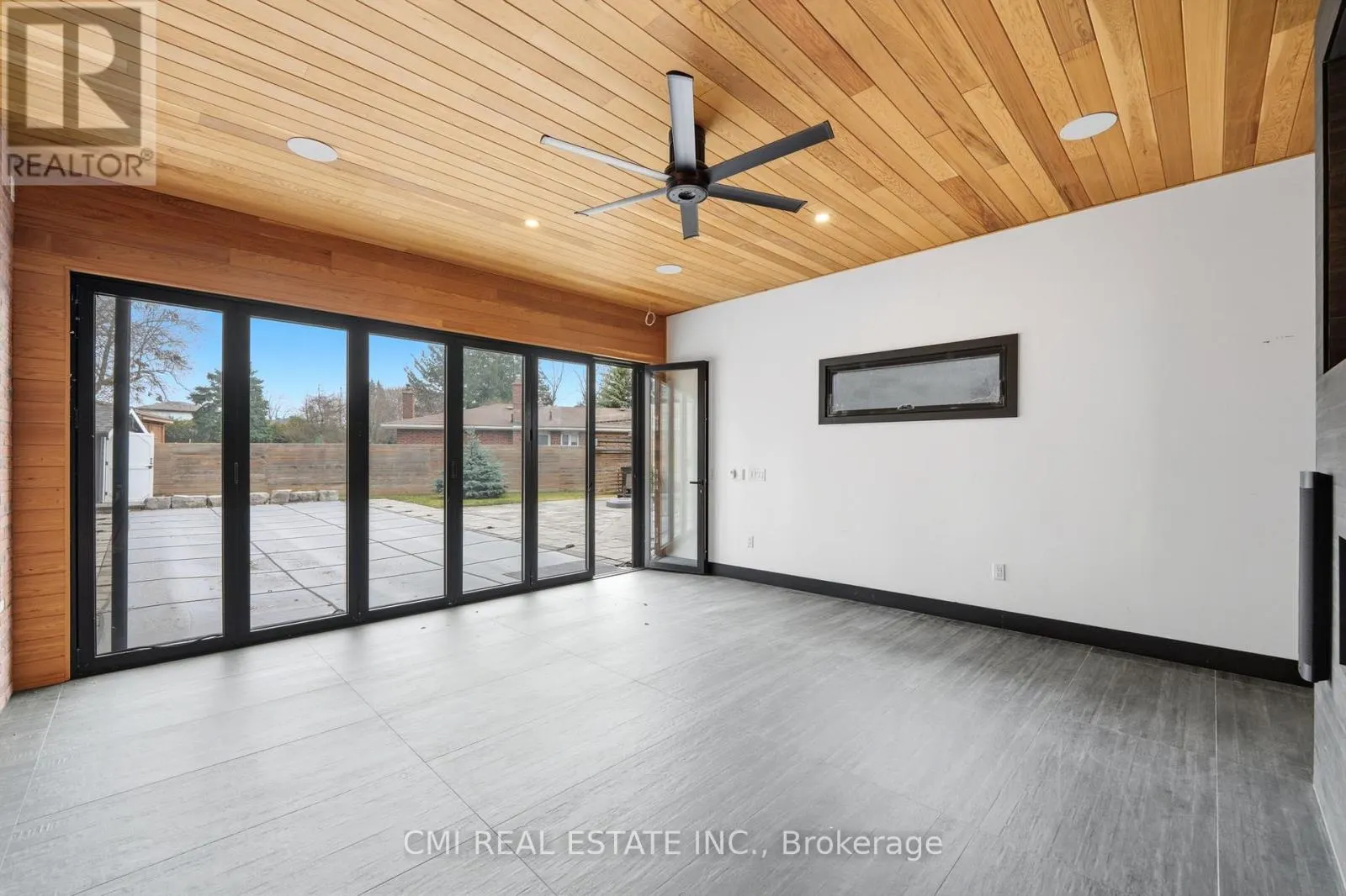 23 LOGSTONE CRESCENT
