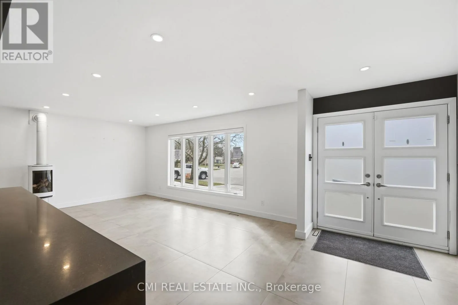 23 LOGSTONE CRESCENT